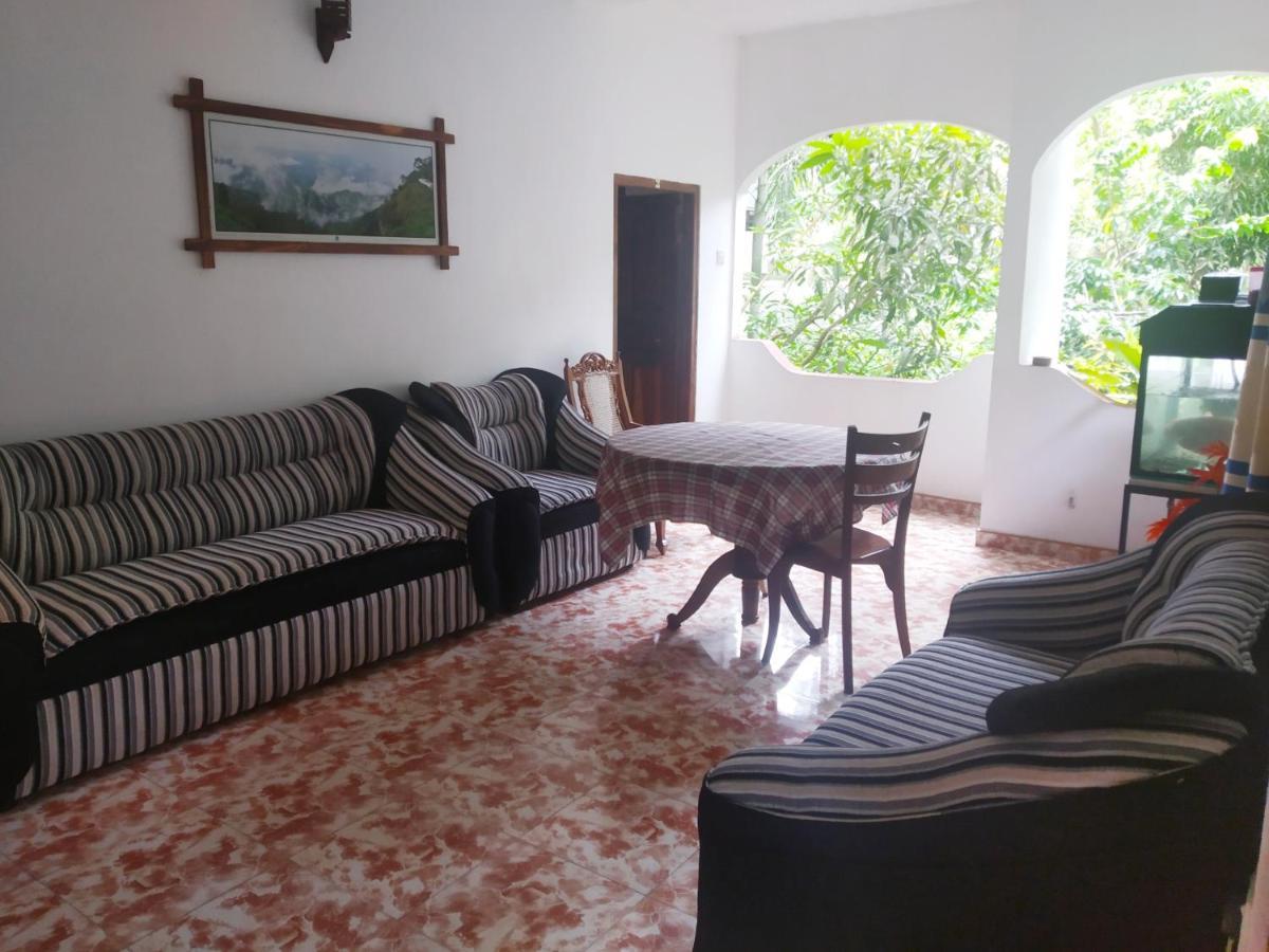 Hansa Villa Unawatuna Exteriör bild